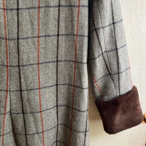 ANTHROPOLOGIE- FRENCHMAUVE Eva Faux Fur Trimmed Coat - Picture 11 of 13